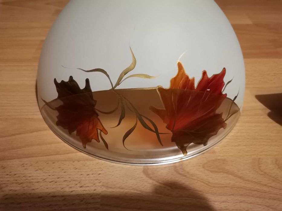 Lampa kuchenna szklany klosz listek