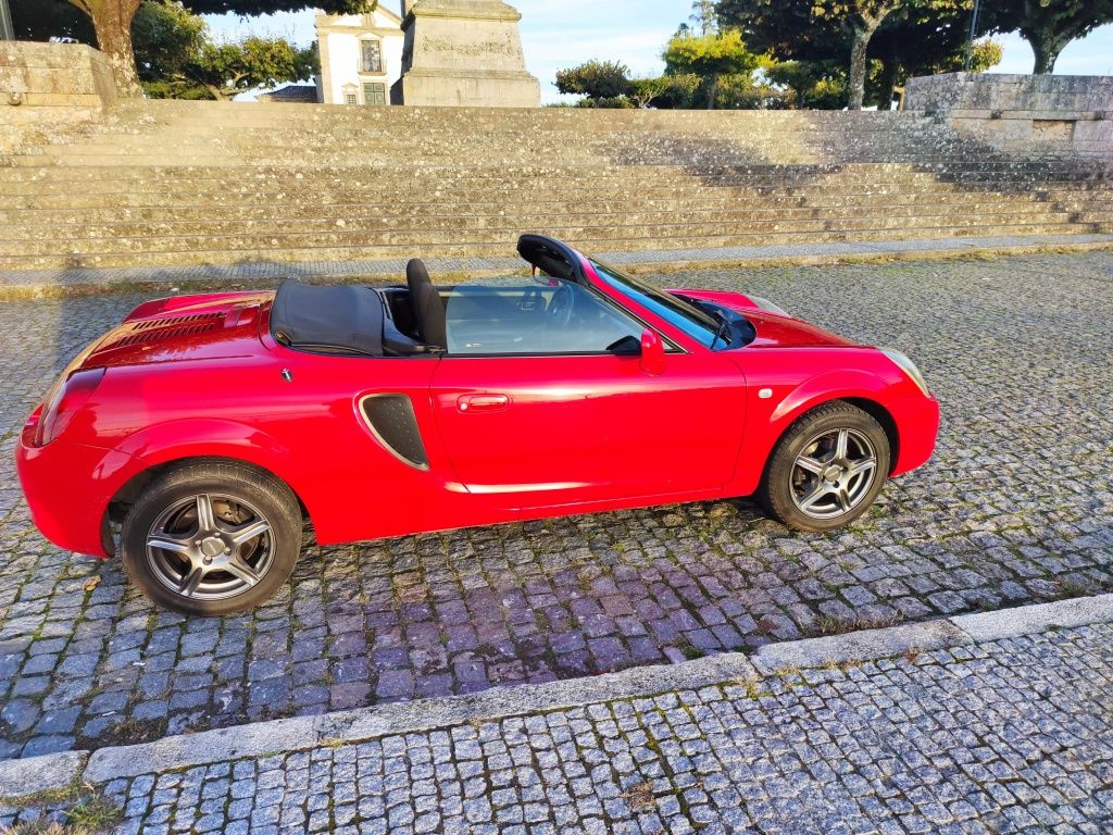 Toyota MR2 Spyder