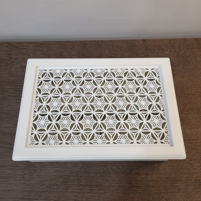 Caixa de 12 Relógios Lacada Branca By Arcoazul