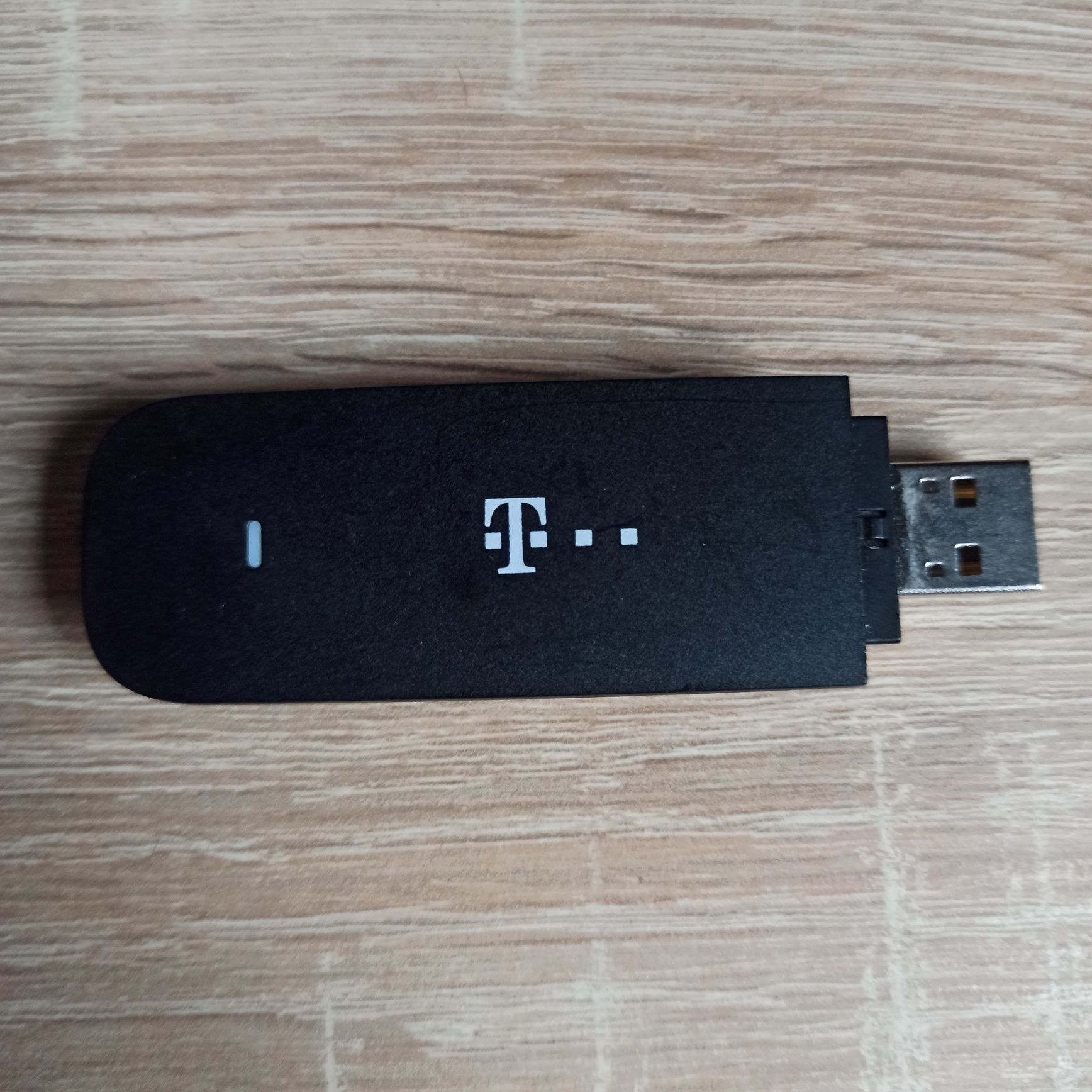 Modem USB LTE na karte sim