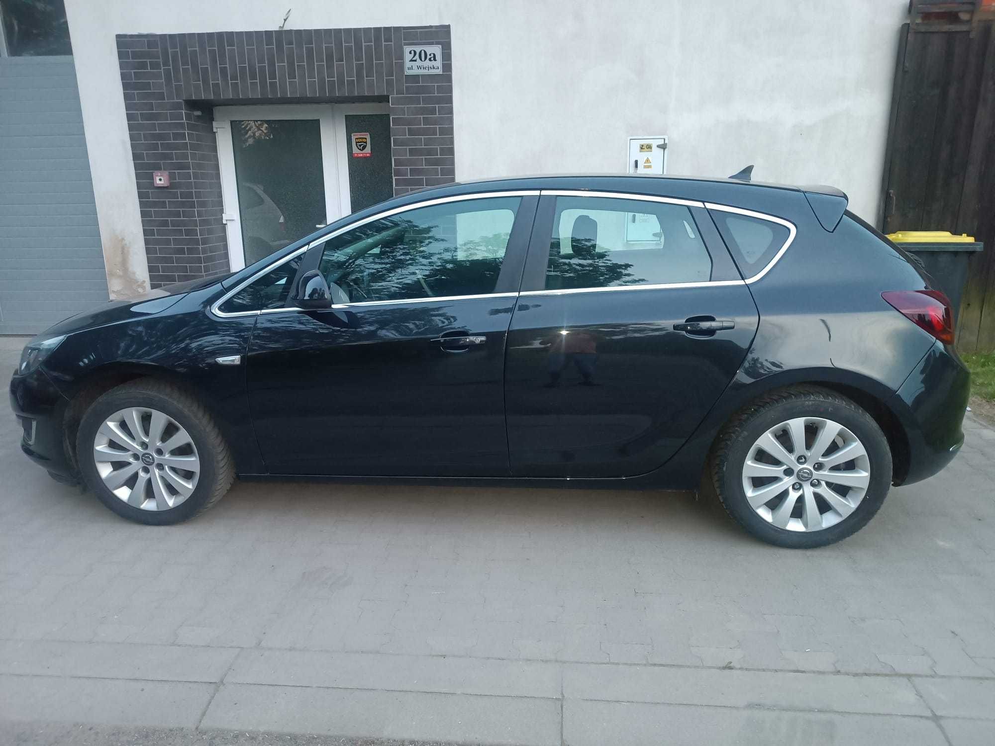 Opel Astra J 2.0 CDTI