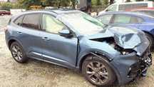 Ford Kuga Kuga 2023r 1.5 benzyna 150koni Manual 14tys km Niemcy