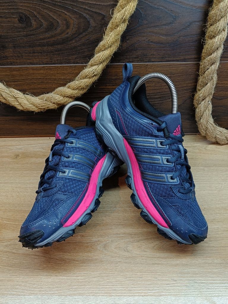 Granatowe damskie buty sportowe terenowe trekkingowe Adidas Questar Tr