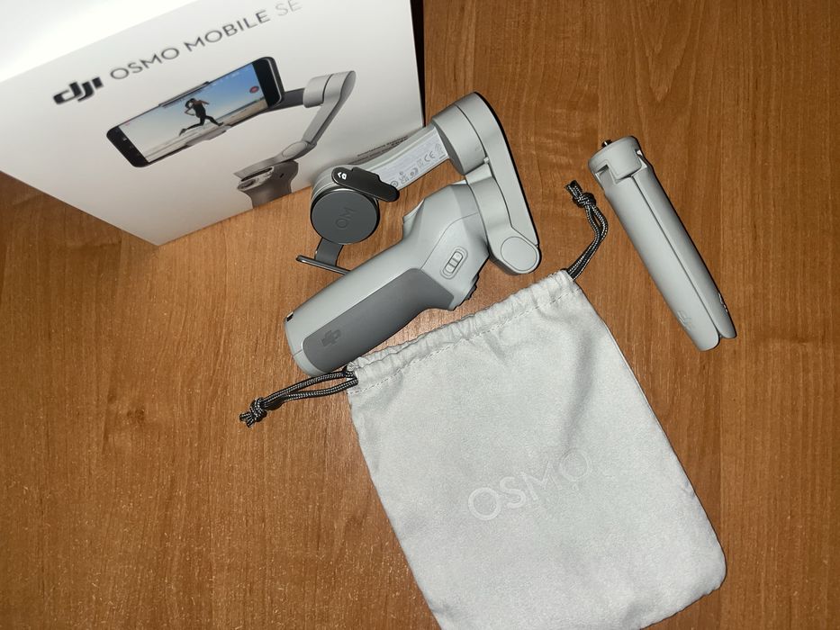 Ручний стабілізатор для відеозйомки DJI Osmo Mobile SE