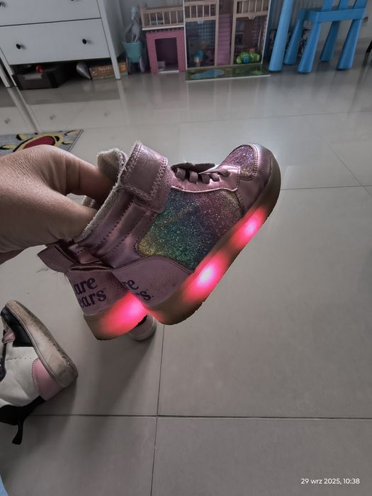 Buty hm 30 świecące