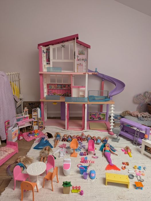 Domek Barbie Dream House z dodatkami