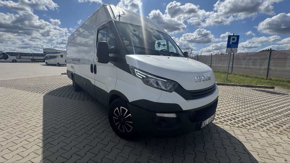 Wynajem Iveco Daily 2.3 Automat / najdłuższa wersja / bus dostawczy