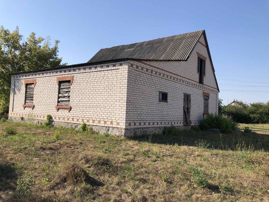 Недобудований будинок в м.Хорол по вул. Каштанова