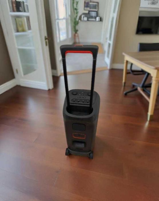 Портативна колонка блютуз колонка JBL