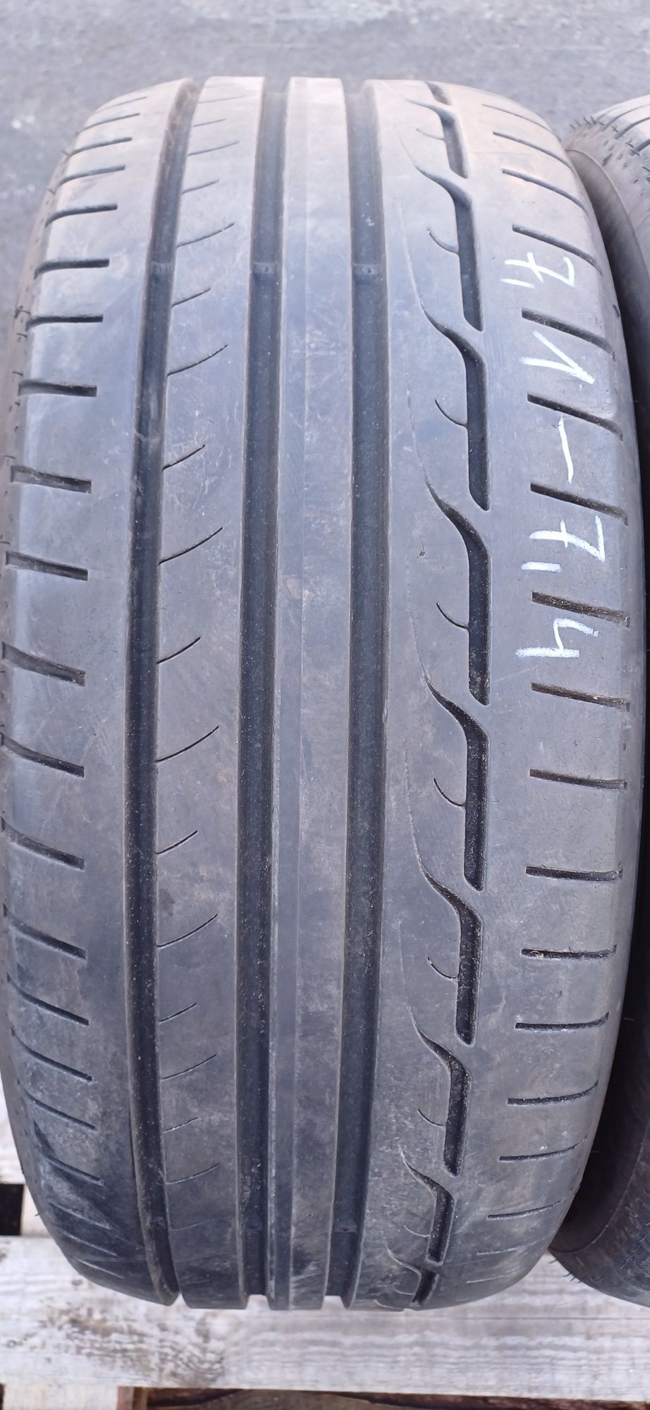 225/45R19 96W DUNLOP , dwie używane opony letnie.