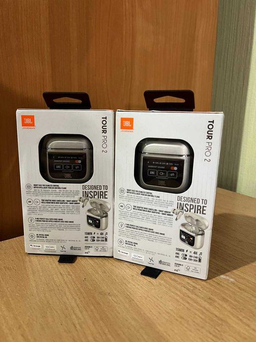 Навушники JBL Tour Pro 2 Champagne