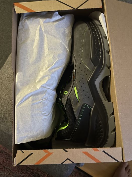 Ботінки , кросовки робочі. Exena . 44р