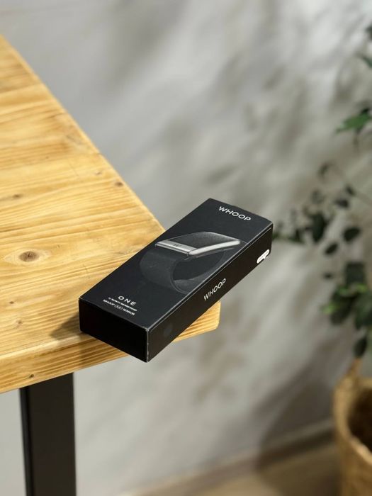 Фітнес-браслет WHOOP 5.0 One Jet Black CoreKnit