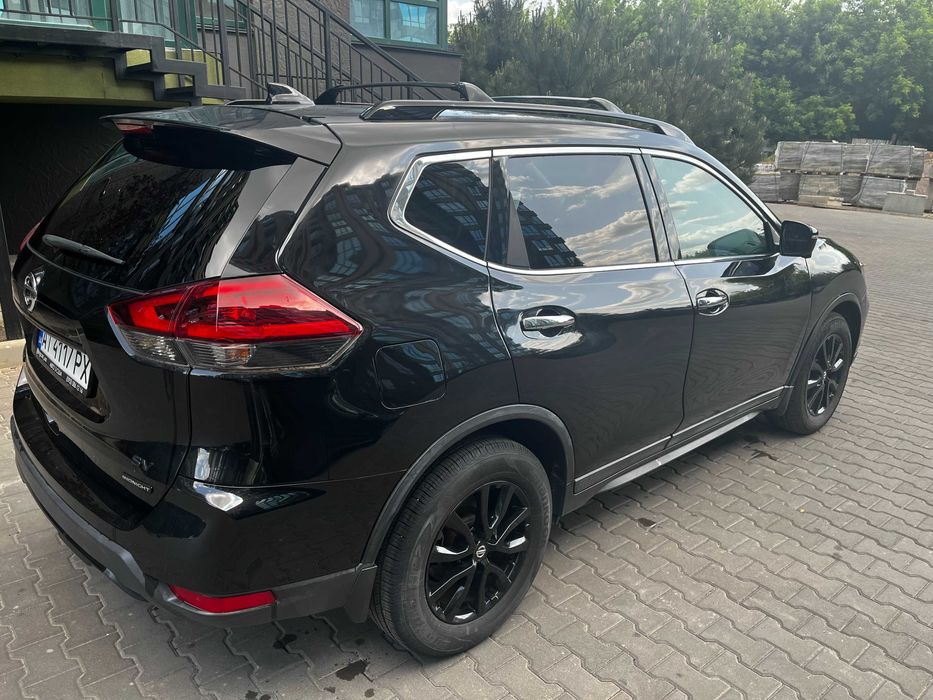 Nissan Rogue SV 2018 Midnight Edition, ціла безпека.