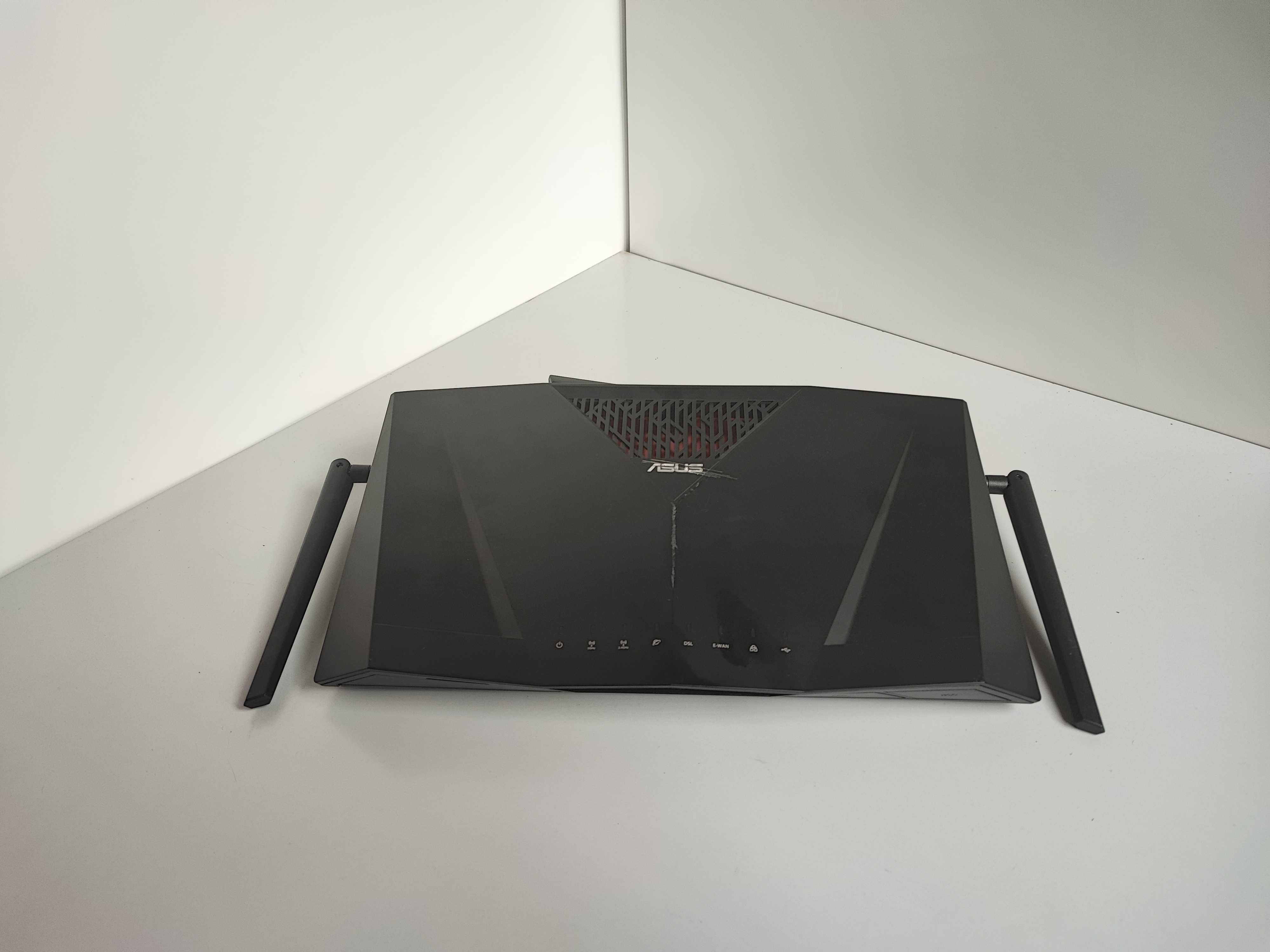 Бездротовий маршрутизатор (роутер) Asus DSL-AC88U