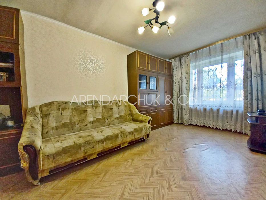 Продаж 4к квартири Харківське шосе Литвинського Тростянецька