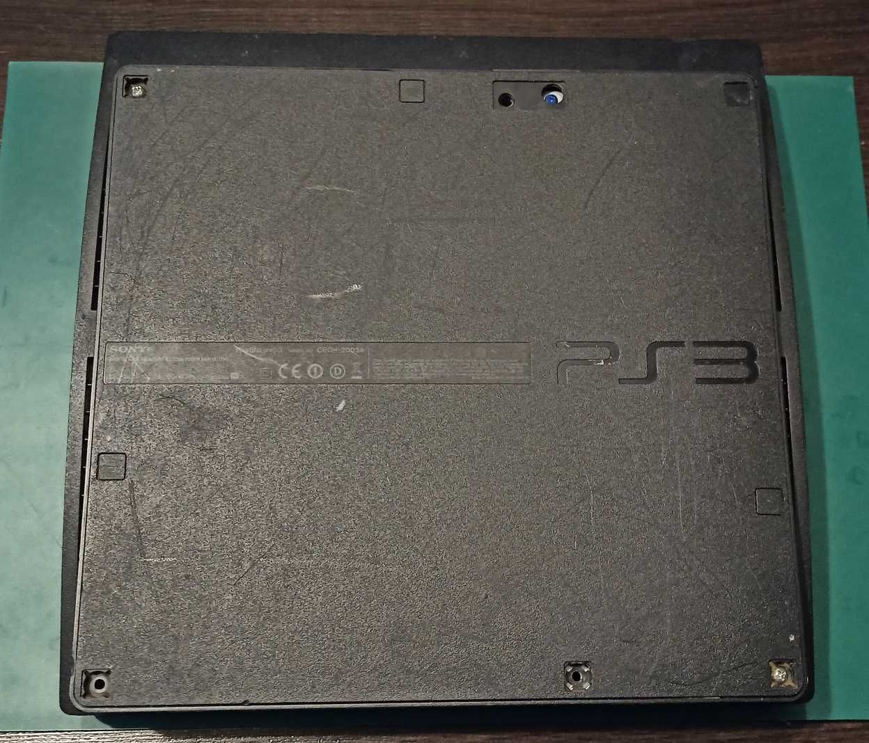 Konsola PS3 Slim uszkodzona