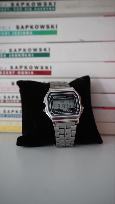 Srebrny Zegarek Vintage Styl Casio