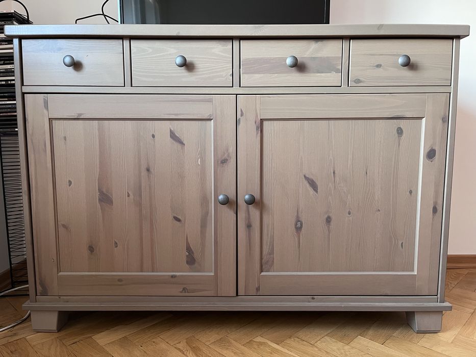 IKEA Hemnes: komoda, regał na książki, stół i krzesła