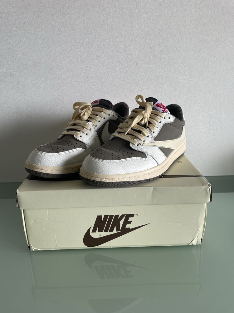 Nike Jordan 1 Low Travis Scott