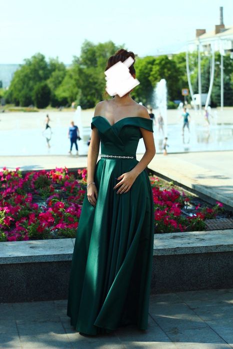 Продам випускну сукню