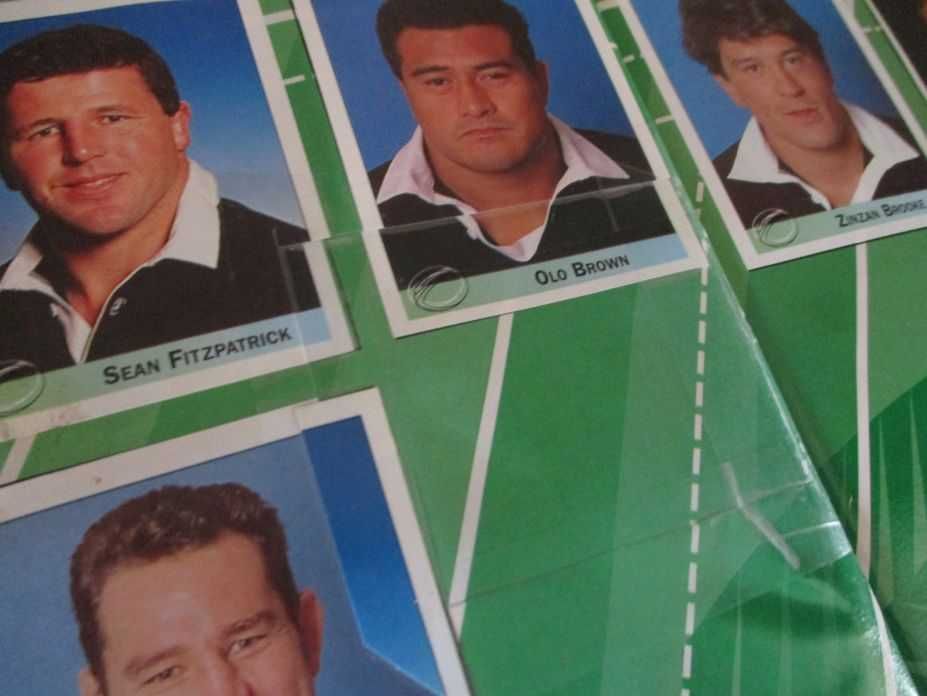 álbum Rugby World Cup 1995 - África do Sul - caderneta com 192 cromos