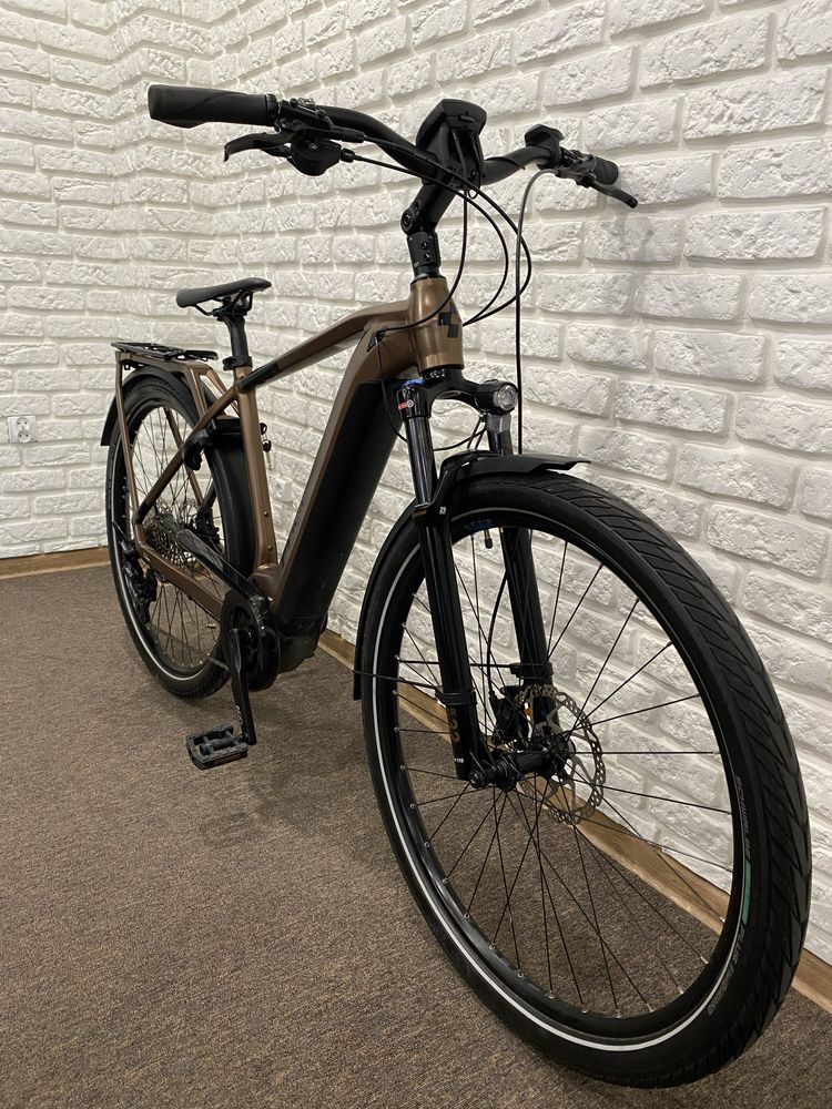 Rower elektryczny Cube Touring EXC hybrid