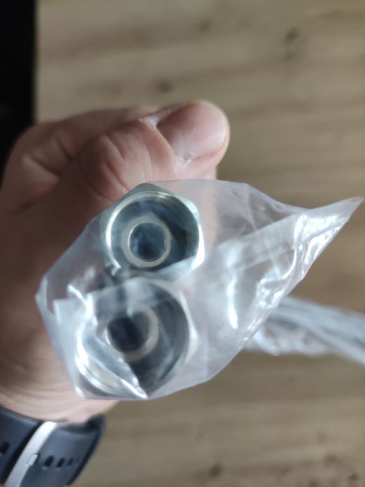 Wężyk-wąż 3/8 do kranu baterii 30 cm