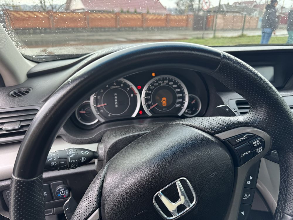 Honda accord 8 2.4