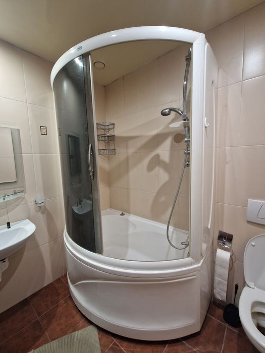 Продам: ванна кутова