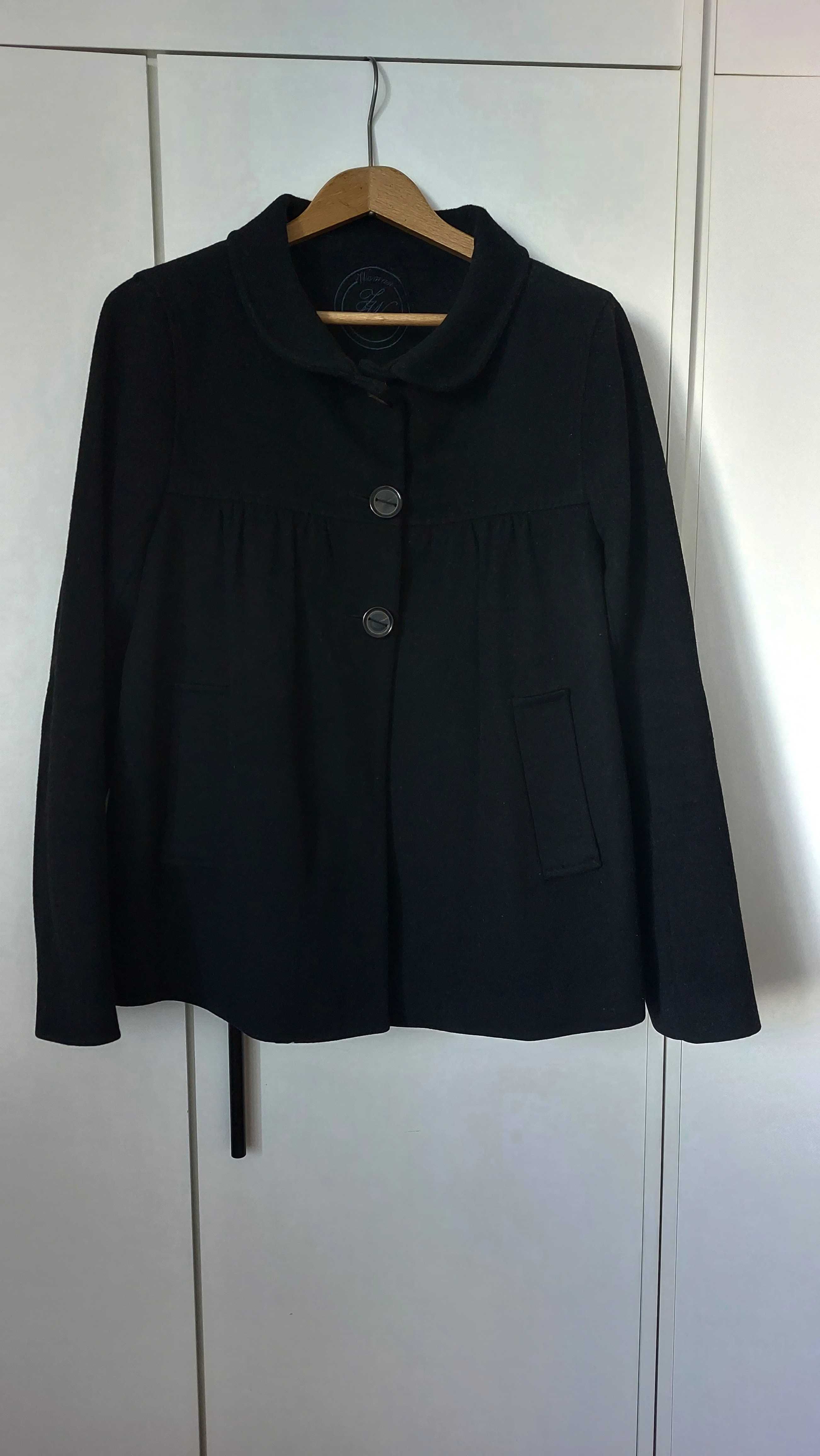 Wełniany płaszcz czarny krótki  podszewka wiskoza r.m lub s  wełna