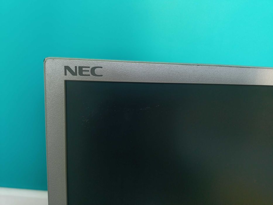 Monitor AccuSync LCD 93V