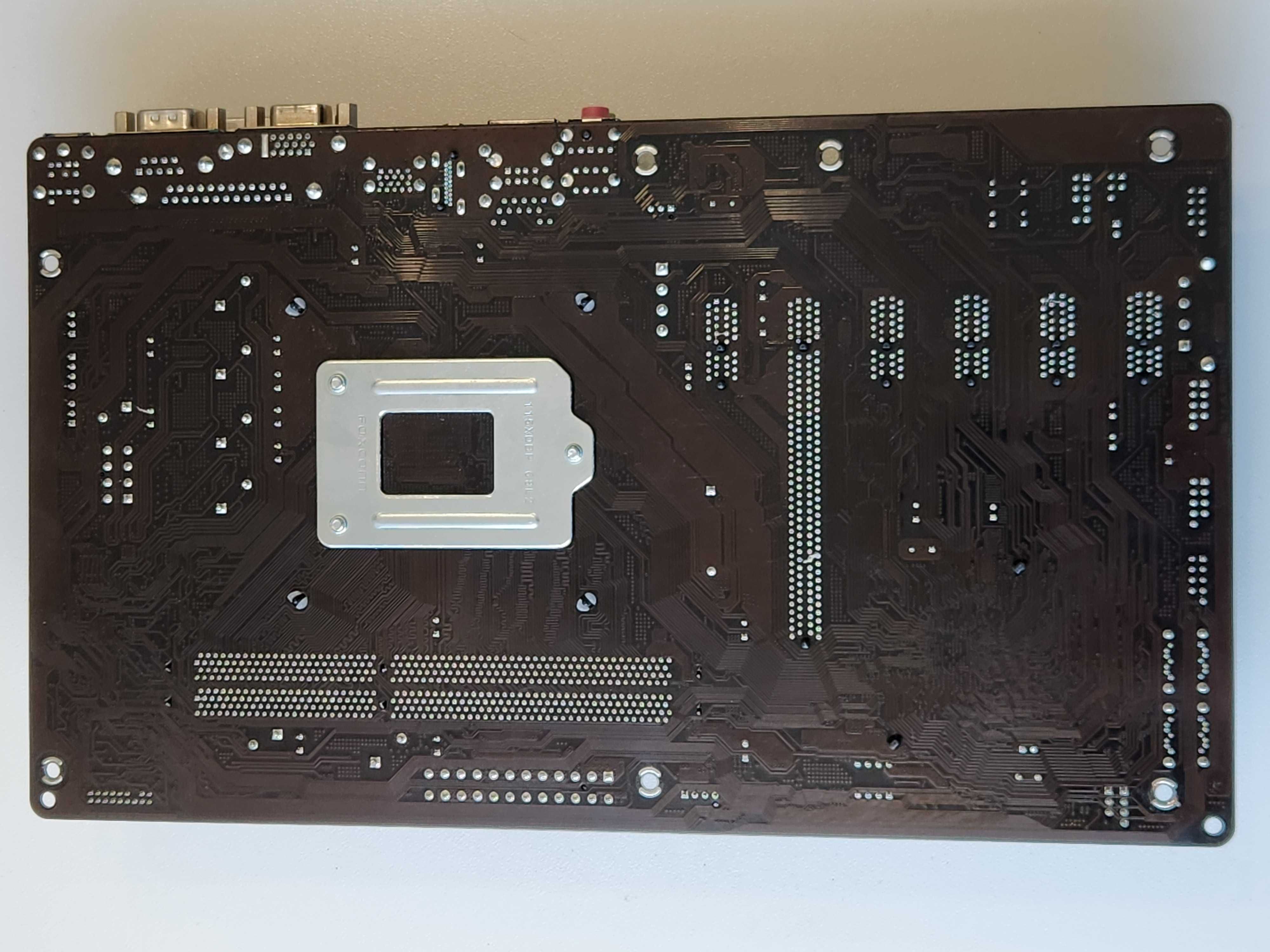 Материнська плата ASRock H81 Pro BTC процесор G3900 кулер 4Gb