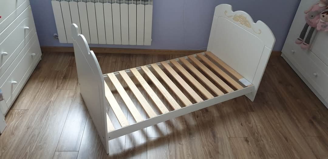 Łóżeczko dla dziewczynki
