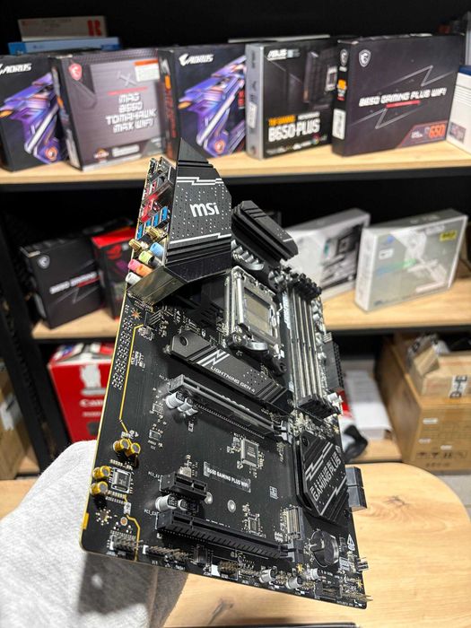 MSI B650 Gaming Plus Wi-Fi — AM5 — Б/У