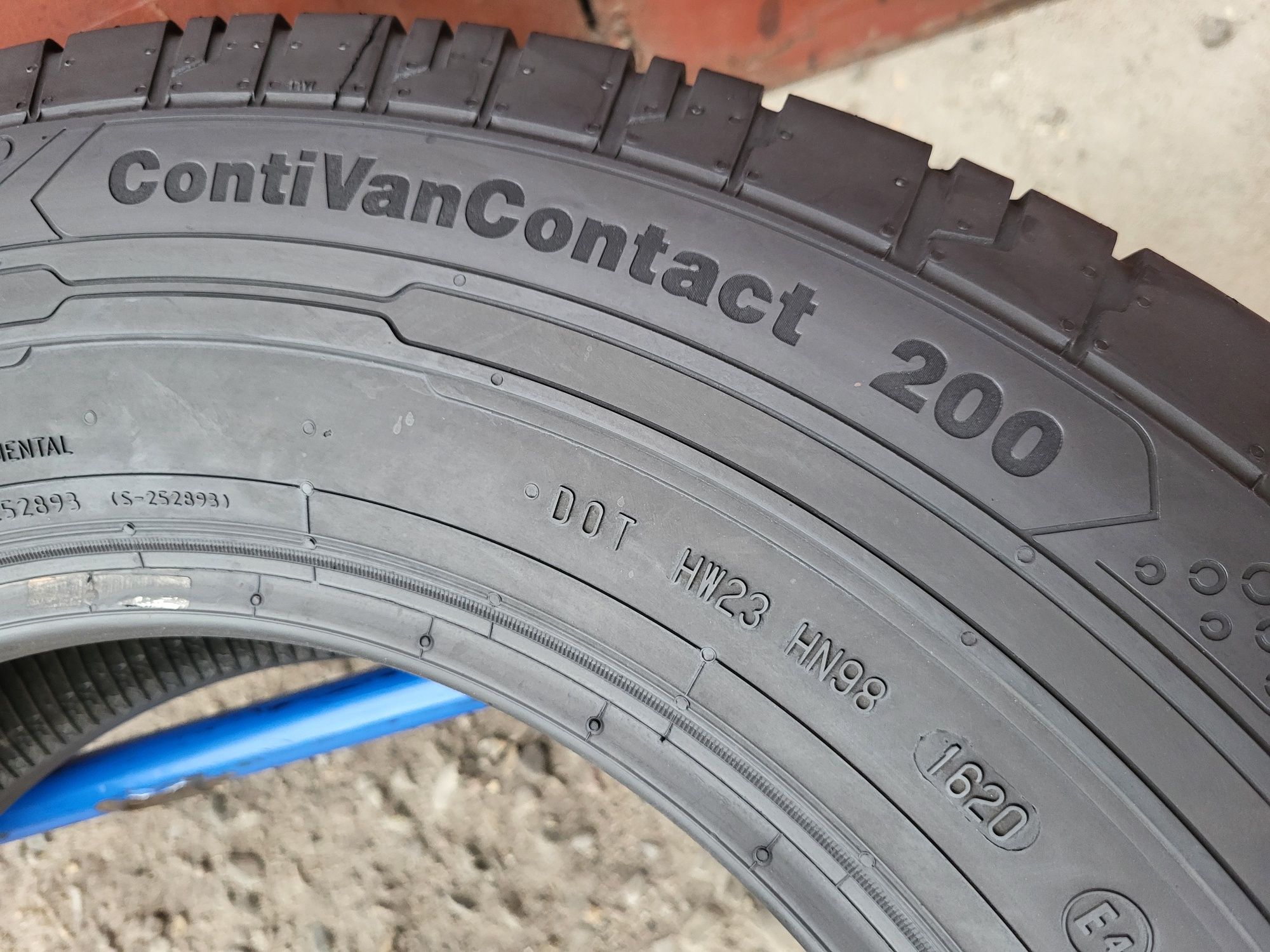 205/75/16C R16C Continental ContiVanContact 200 2шт літо шини