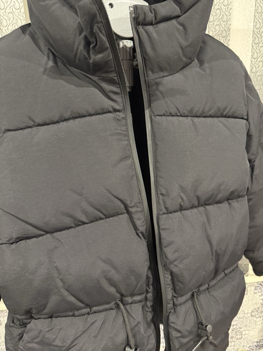 Зимова куртка HM жіноча