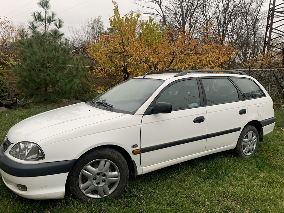 Toyta Avensis 2.0 diz