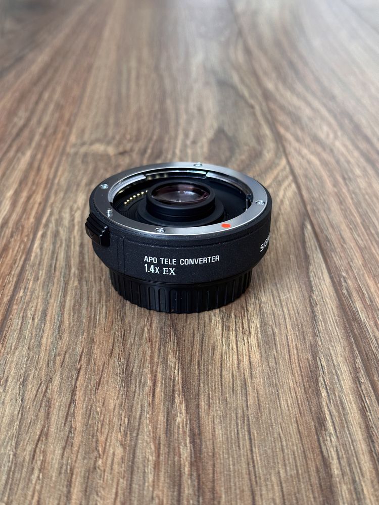 Sigma APO Tele-Converter 1.4x EX Canon