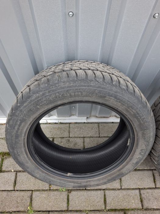 Зимові шини Nokian 205/55 R16 - 4 шт.