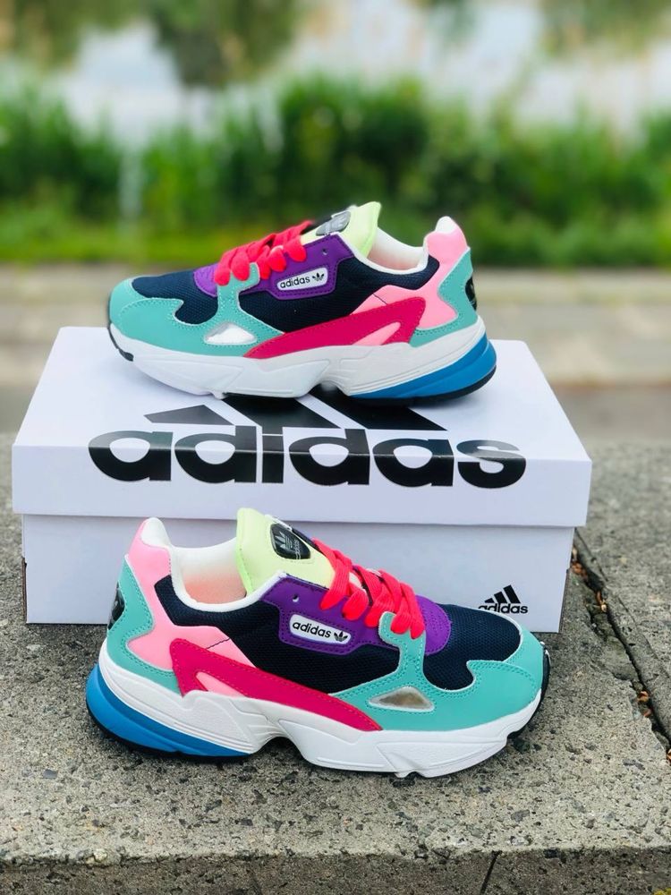 Кроссовки летние Adidas Falcone замш кросовки Адидас фалкон