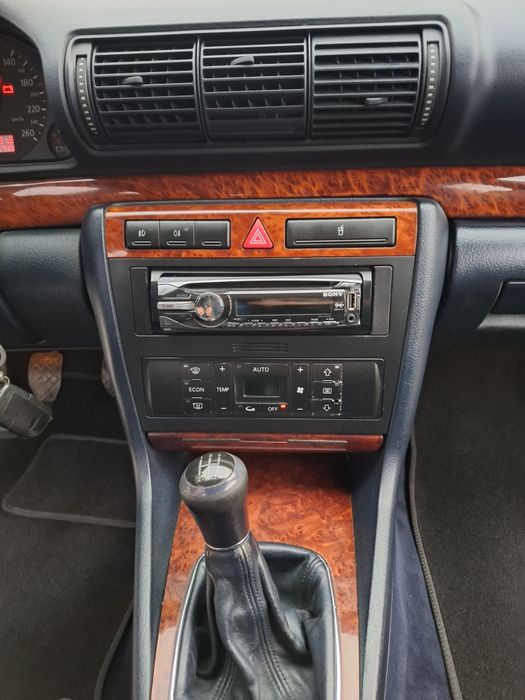 Audi a4 1.8 бензин гарний стан