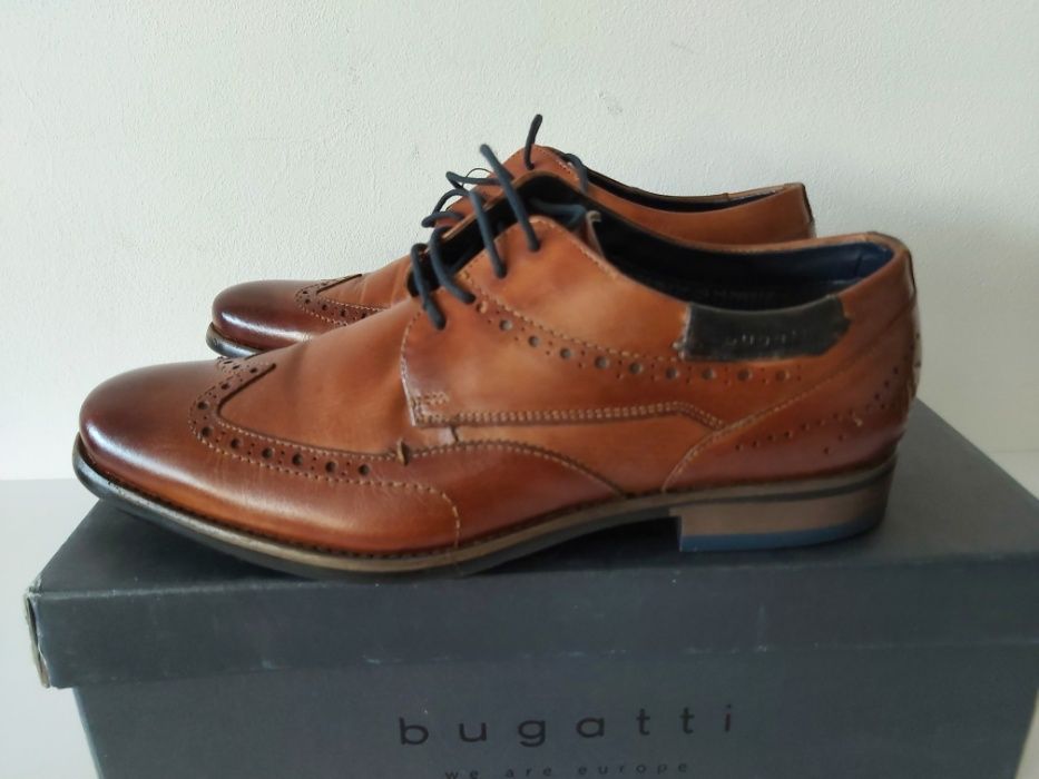 Półbuty BUGATTI koniakowe rozmiar 41 meskie buty pantofle