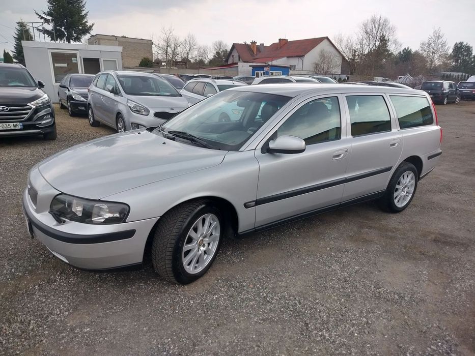 Volvo V70 Volvo V70 II 2.3 T5 250Km Alu I Skóry Automat Serwis Zamiana