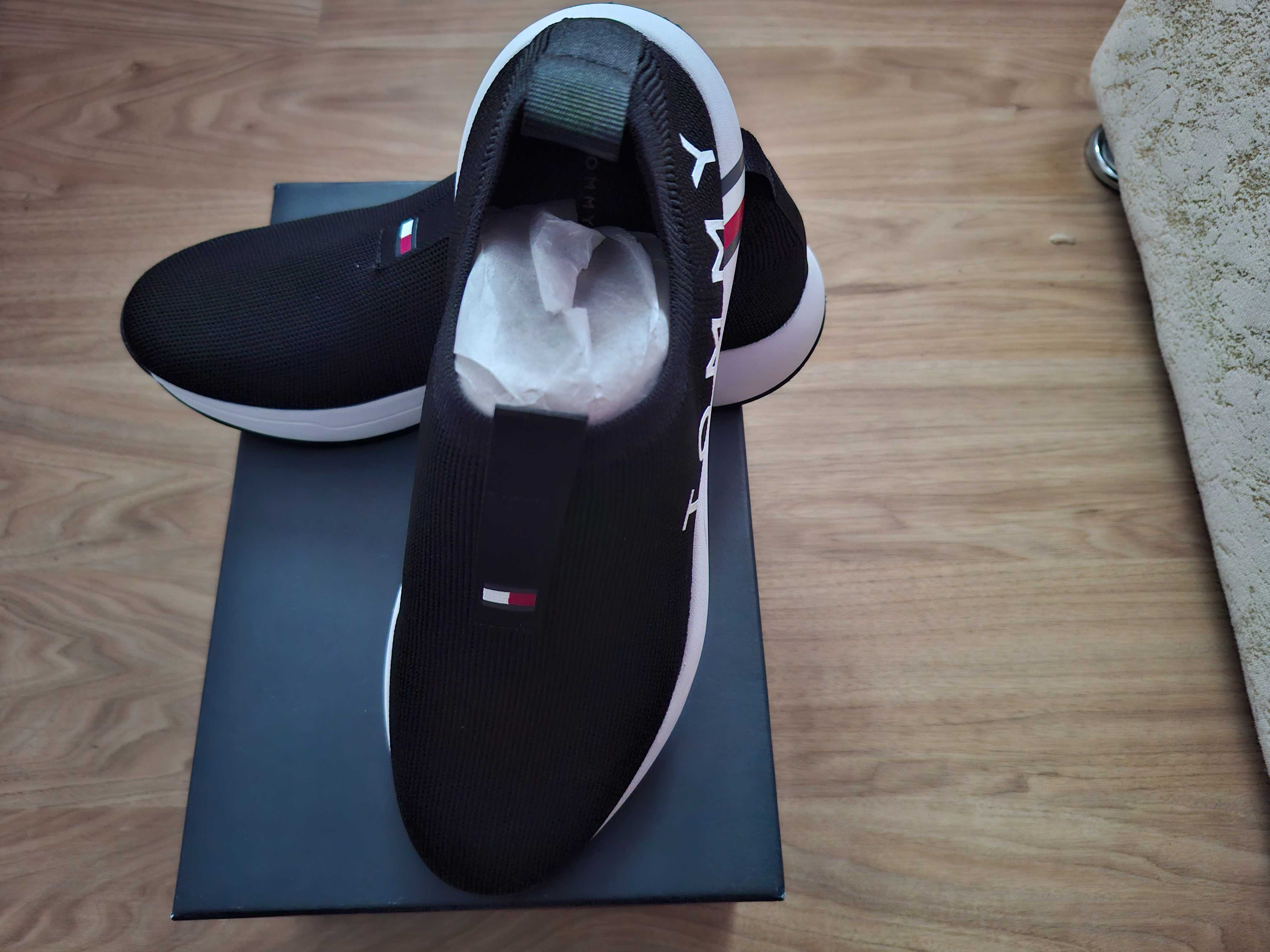 Кроссовки Tommy Hilfiger розмір 9.5