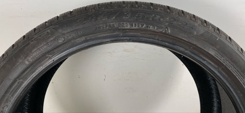 285/35R22 106V Pirelli Scorpion Winter