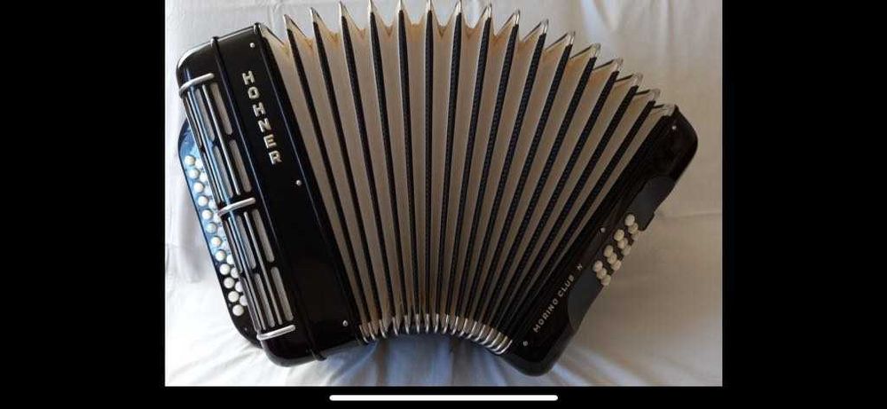 Akordeon Hohner Morino Club N, 5-chórowy, podwójne cassotto