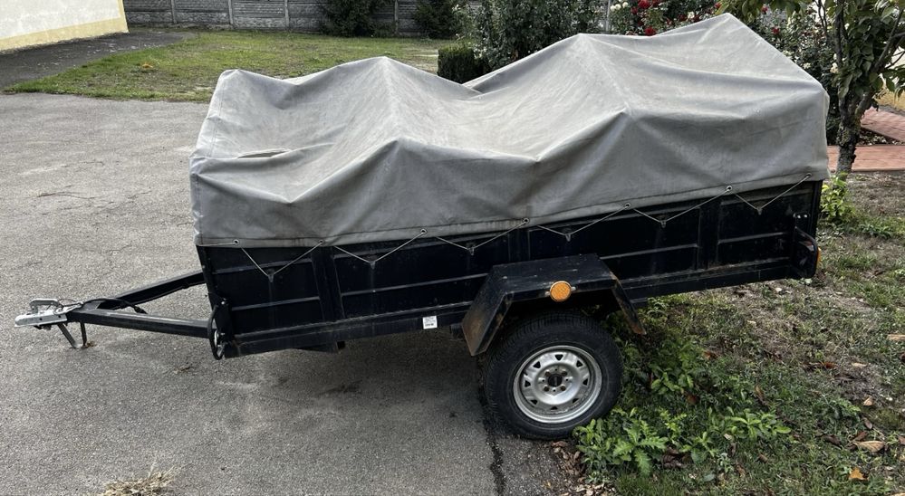 Продам прицеп Лев