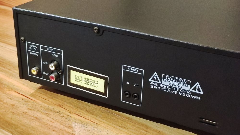 Leitor de CD Harman Kardon