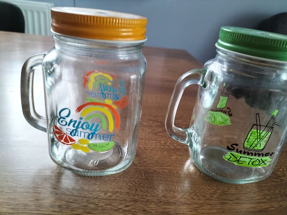 Szklane słoiki, kubki na slomke